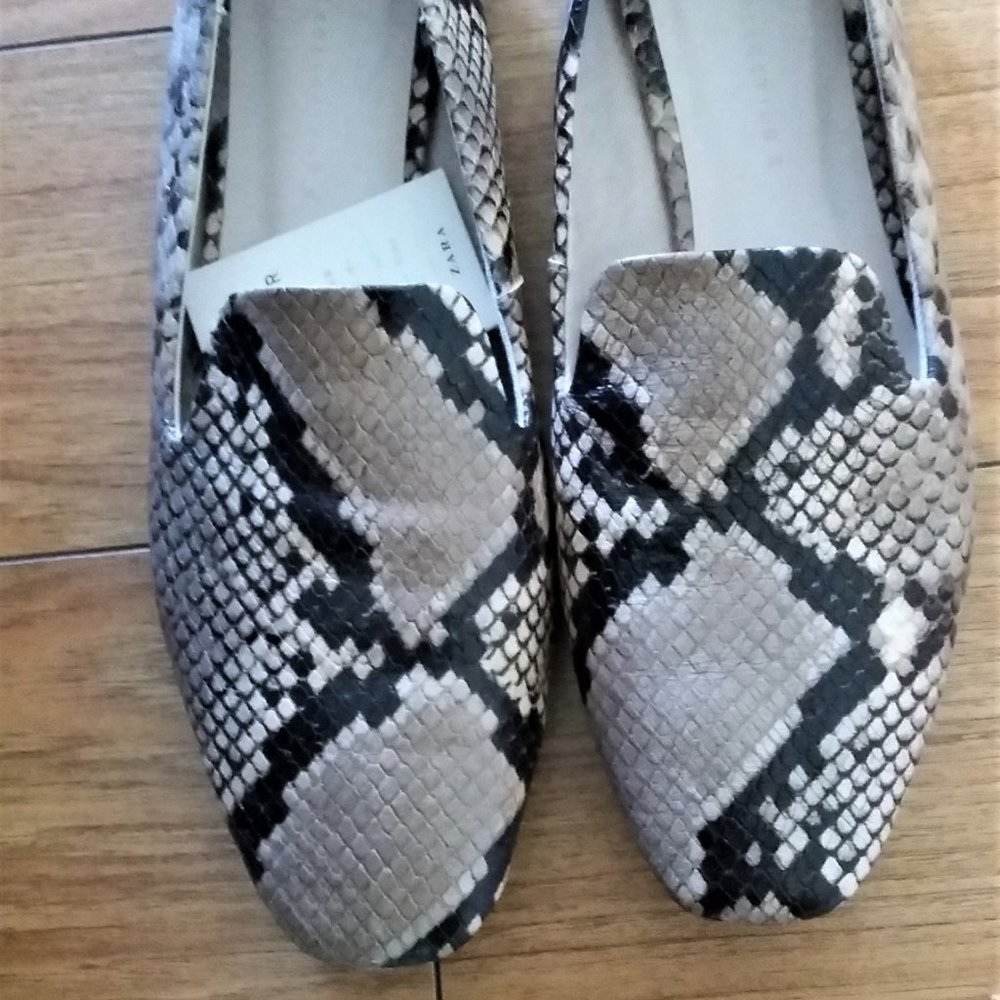 Zara Collection Leather Snakeskin Pattern Loafers - Picture 3 of 5
